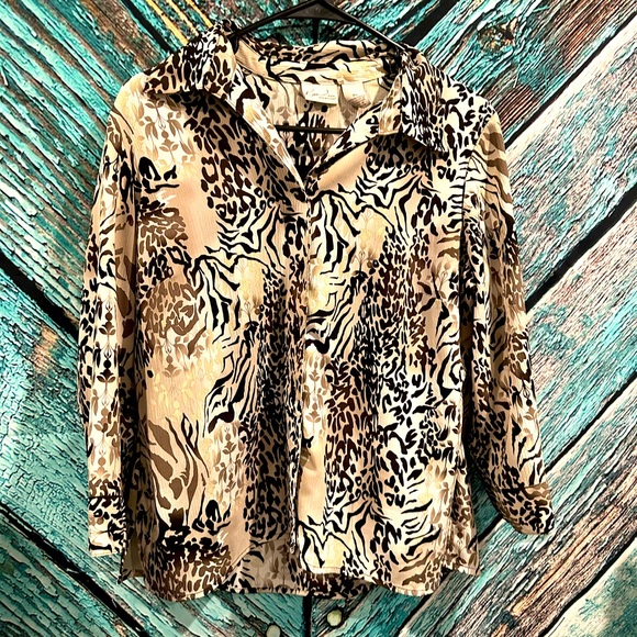 Kim Rodgers Top Womens Size Petit Large Collared Button Down Animal Print - Picture 1 of 7
